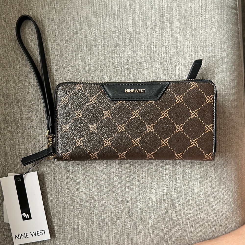 Nine West Wallet